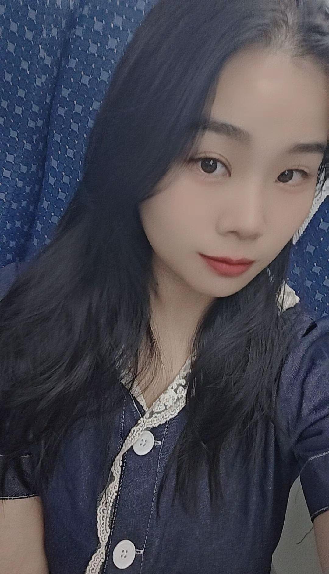今年学会一个新的词：叫做“战略性认怂”意思是：不跟烂人烂事较劲！不跟杠精讲道理！