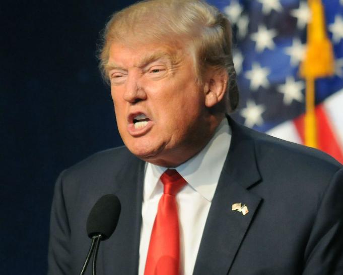 美伊这对死对头，眼看就要搞谈判了，可谁能想到，还没等双方坐进谈判室，就已经撕破脸