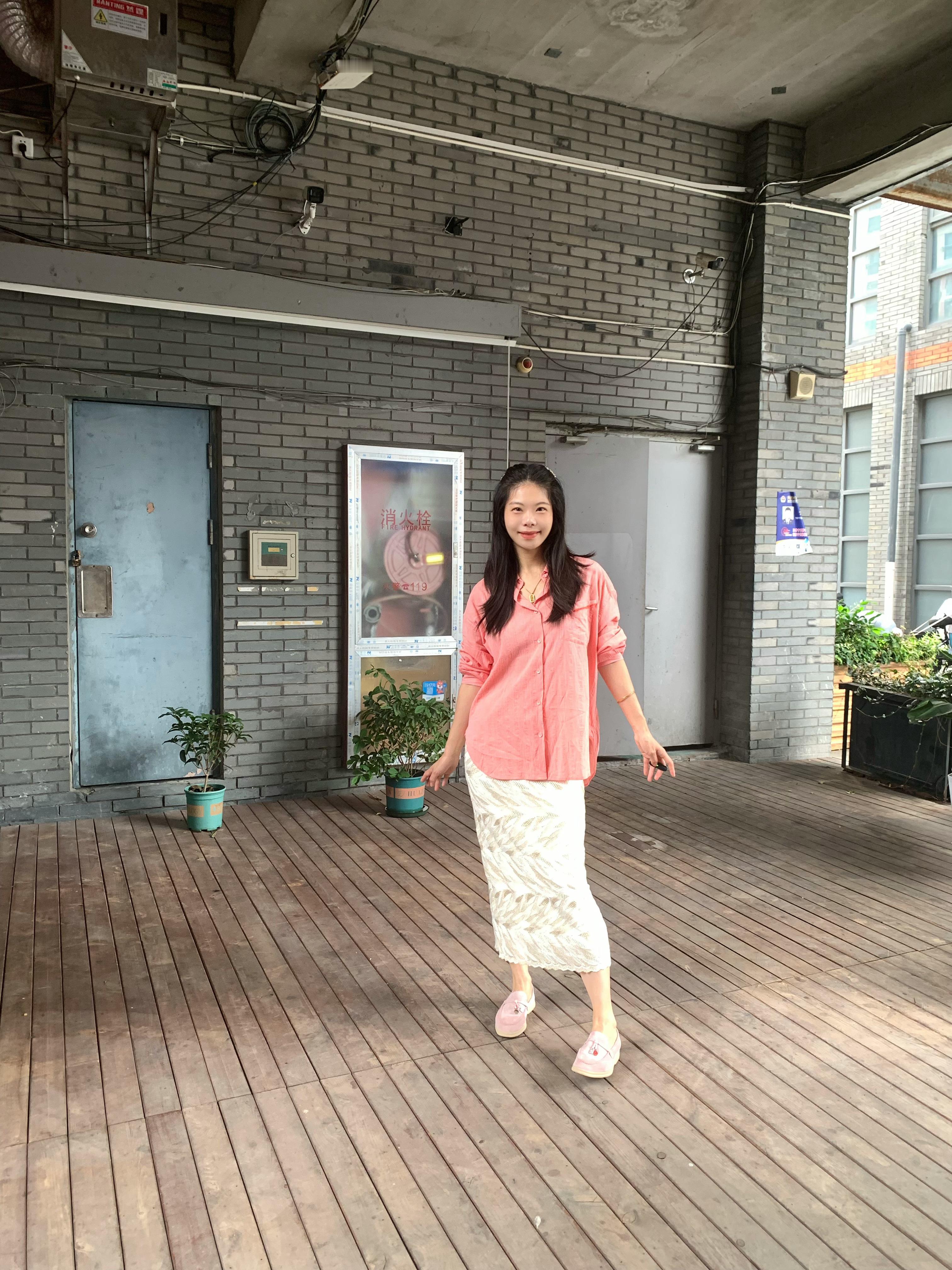 穿搭ootd小yao穿搭给生活加点flow沉浸式入秋OOTD｜温柔松弛日常🍑粉