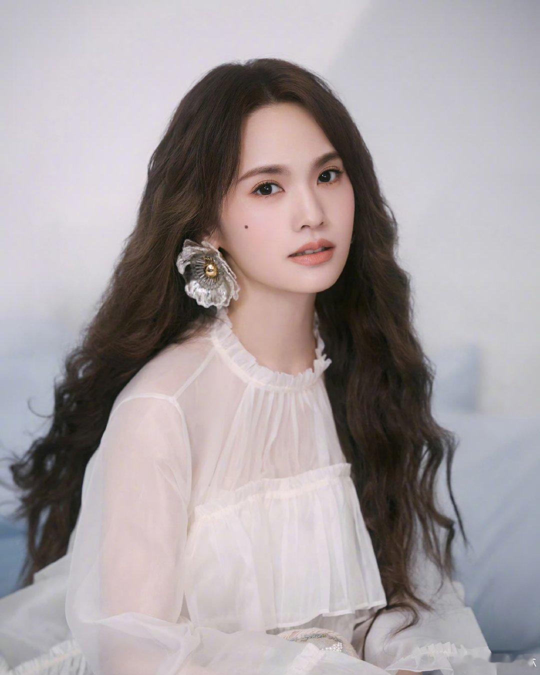 我确定杨丞琳是天使啊啊啊啊啊我确定杨丞琳是天使 