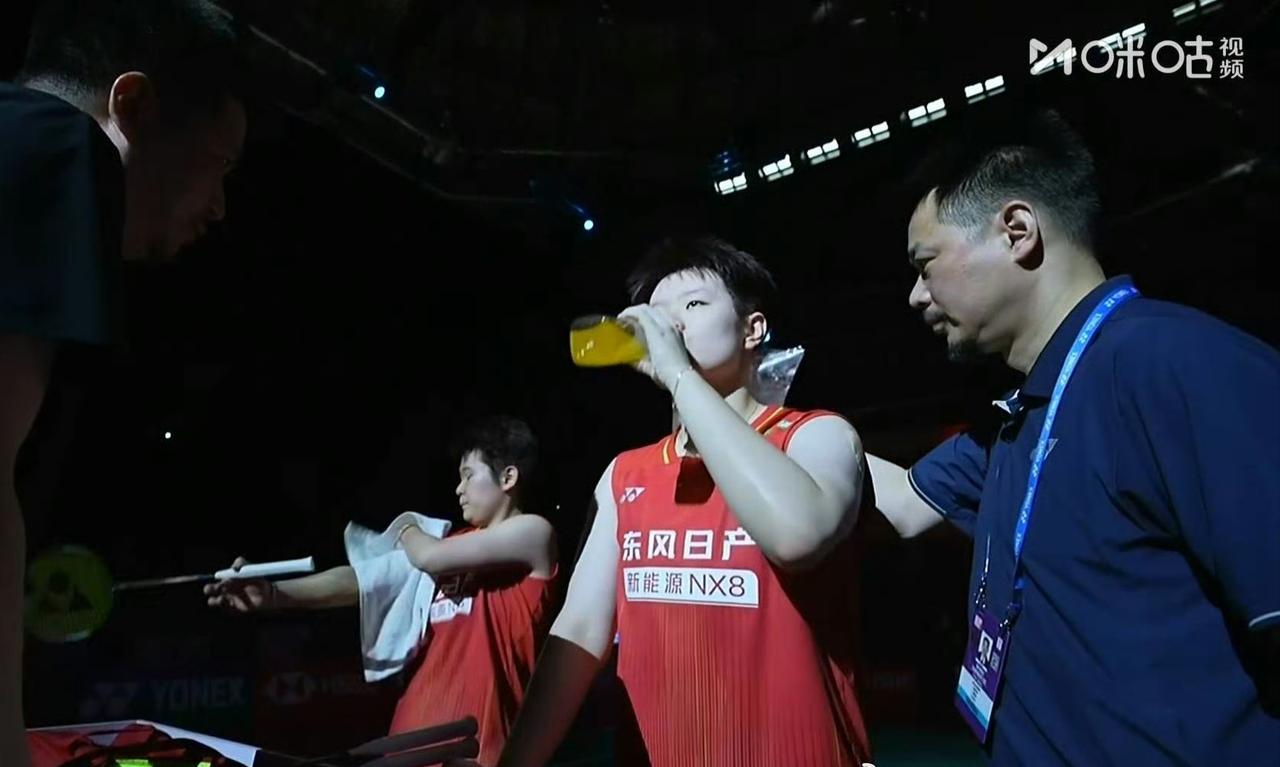 有惊无险，国羽女双刘圣书/谭宁进决赛！

不负众望，不愧是国羽一号女生，她们顶住