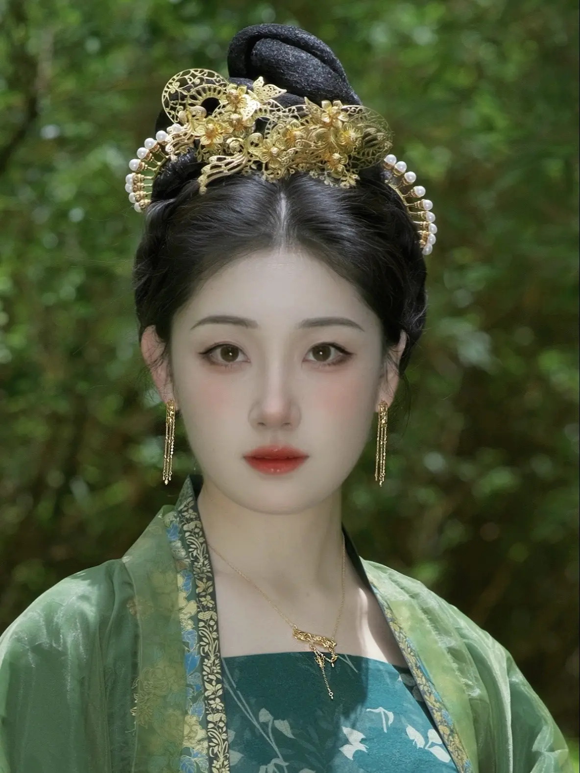 无令长相思，折断杨柳枝。