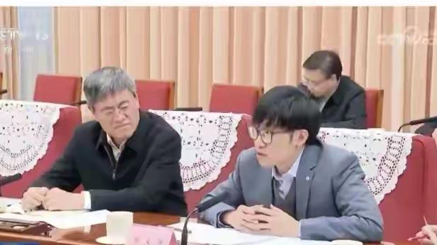我们经常说历史上有过很多国家栋梁。
要是在古代，可以说是文曲星下凡。
我认为梁文