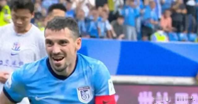 3-1,1-0！足协杯四强定3席，国安苦战，黑马站着离开，大连逆袭