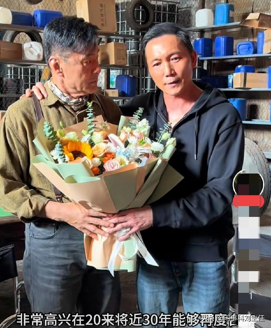 这两位大佬同框，气场怎么样？

我看网友们关于于荣光的评价，那是相当相当高，说四