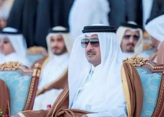 为什么沙特富得流油，却从没有国家去打沙特的主意呢？原因很简单，因为沙特太有钱了！