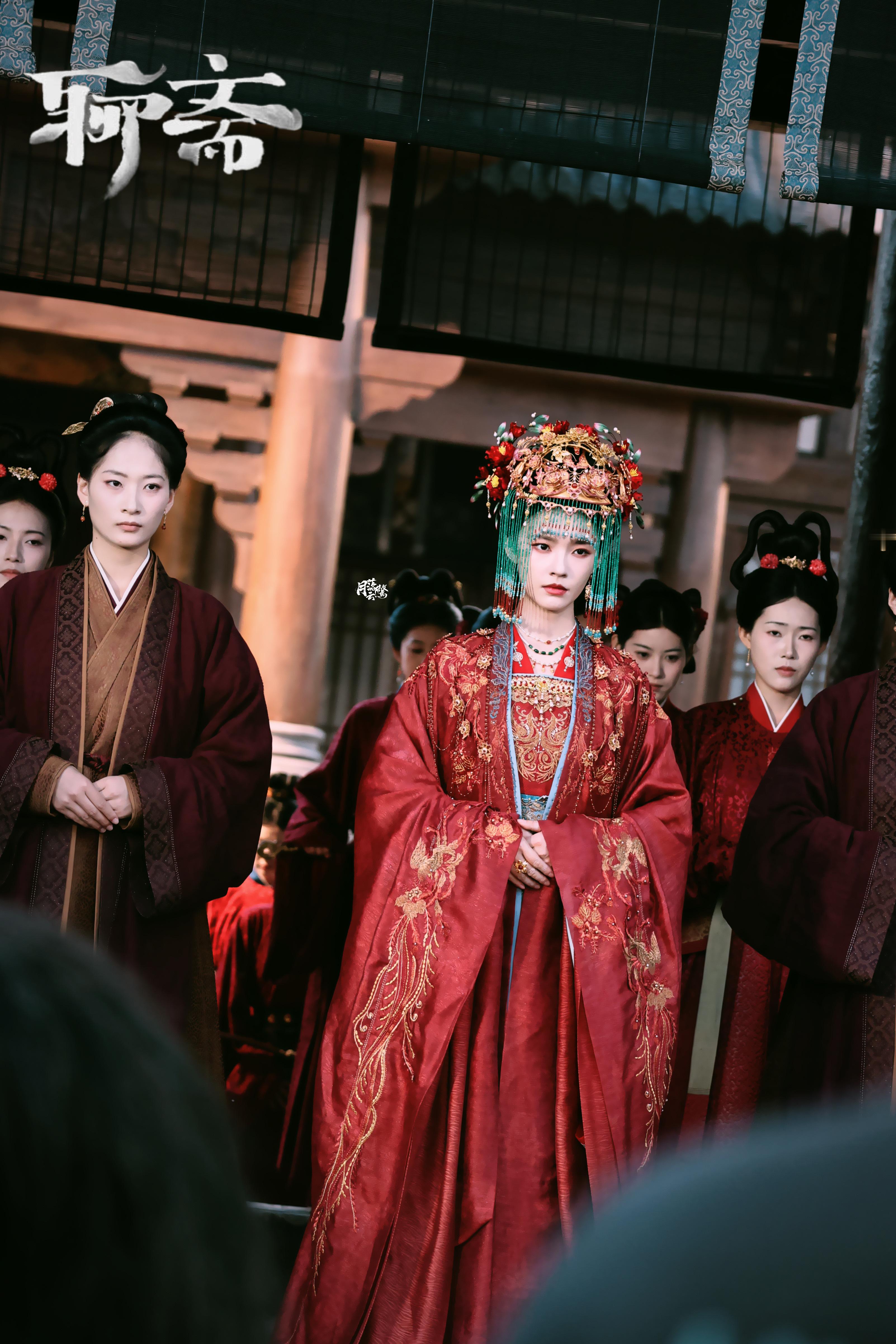 林允出逃鬼新娘 细节控狂喜！真的是忍不住感叹一下林允出逃鬼新娘，真的是非常的聊斋