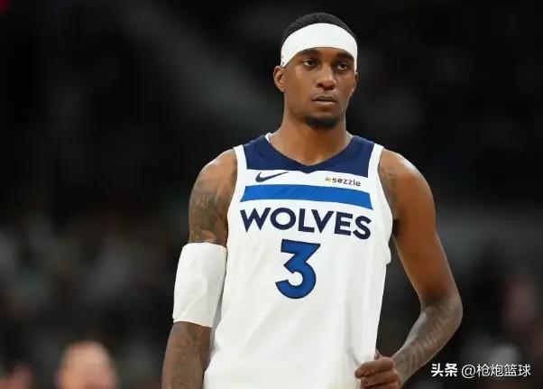 悲剧！森林狼遭重创

据美记Brett报道，森林狼球员杰登-麦克丹尼尔斯被诊断为