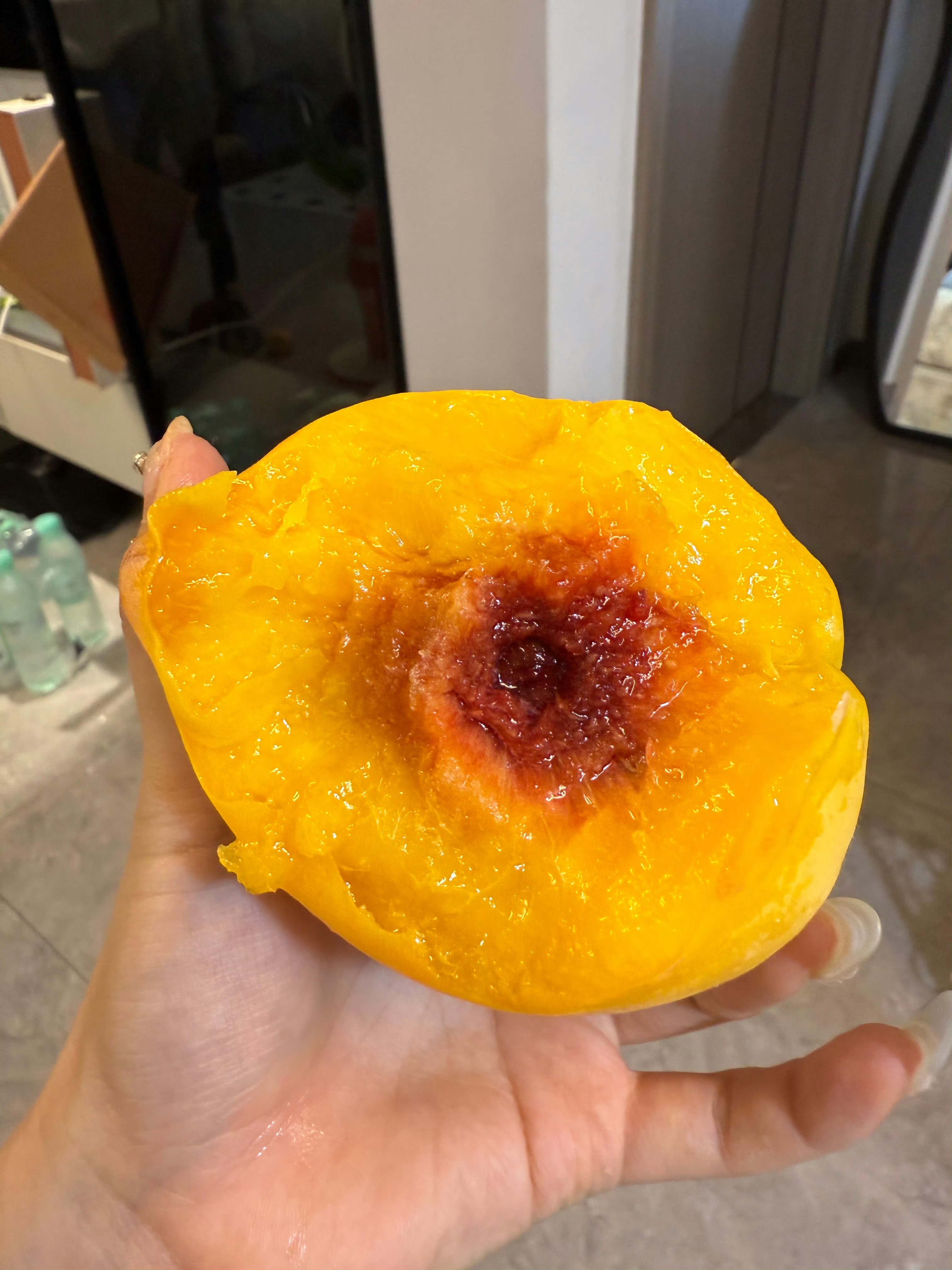 朋友们！！黄桃倒计时！！一定不要错过我家黄桃都是自家种植 没有什么保鲜剂什么催熟