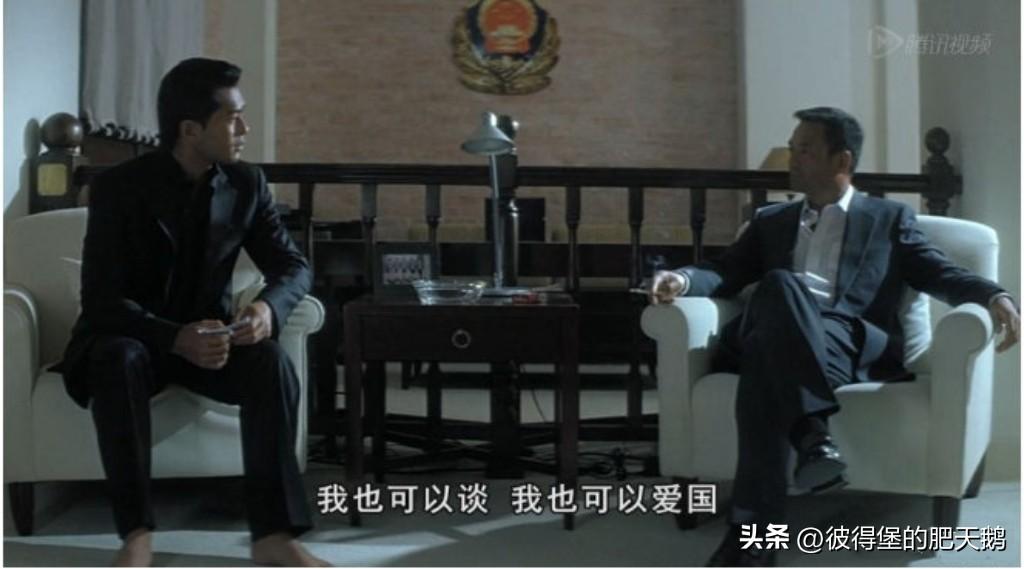 说白了，现在电影圈里的某些“精致利己主义”导演都知道红色革命爱国题材赚钱，但是他