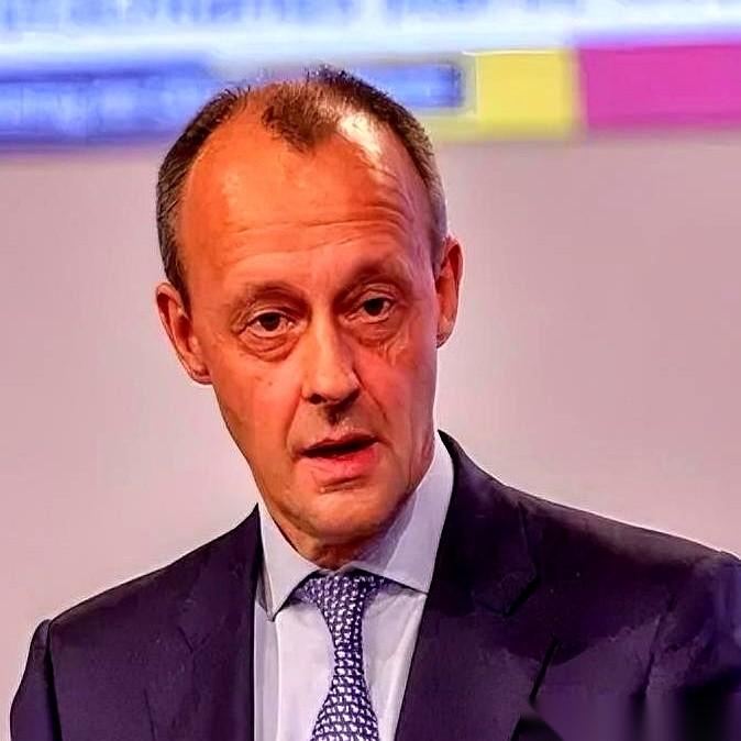 德国人这次，算是把桌子掀了。
直接跟美国人说：你那套“再次伟大”，是你自家的事儿