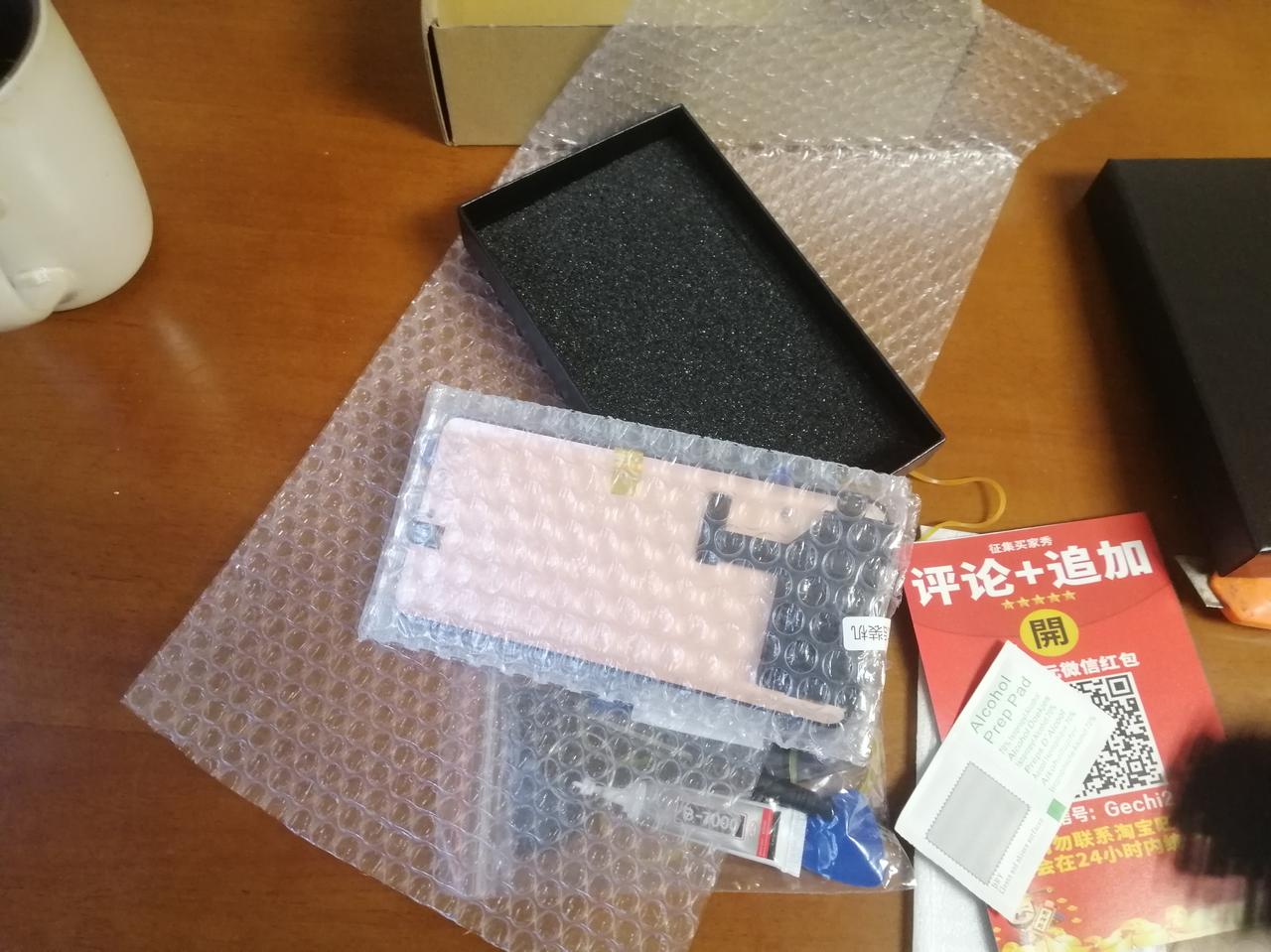 国庆期间，我悲催地在家修手机！
智能手机出现以来，我的手机也换过好几部了。最早用