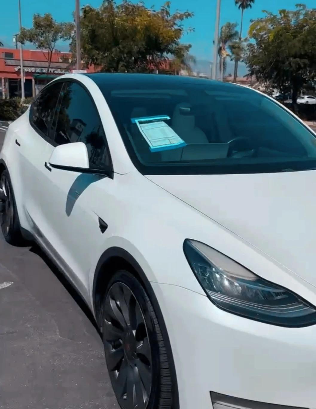 2020 Tesla Model Y Performance
🚗 2020 T