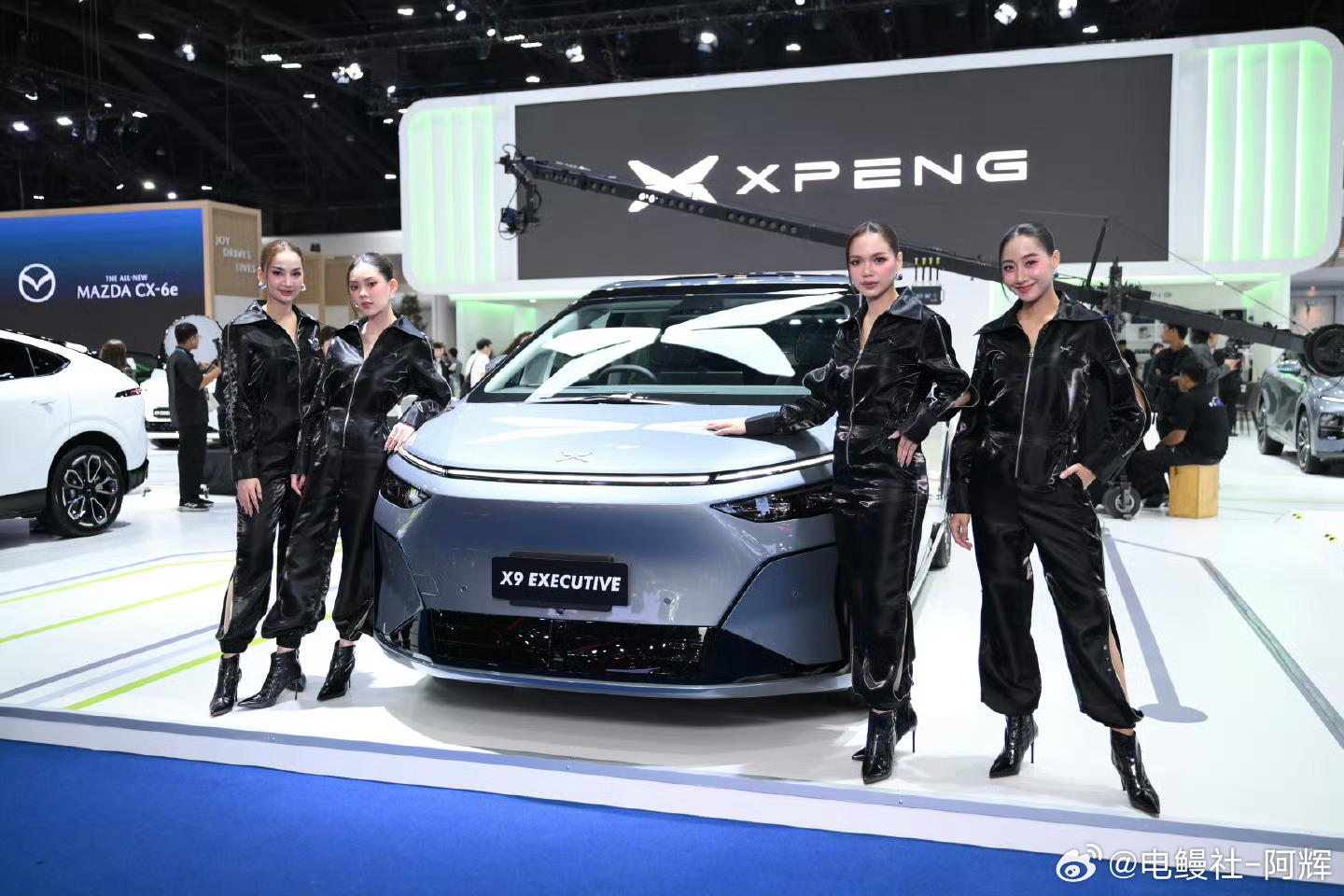 小鹏X9迎来重要时刻——全球第55,000台在曼谷正式交付，纯电SUV这个成绩应