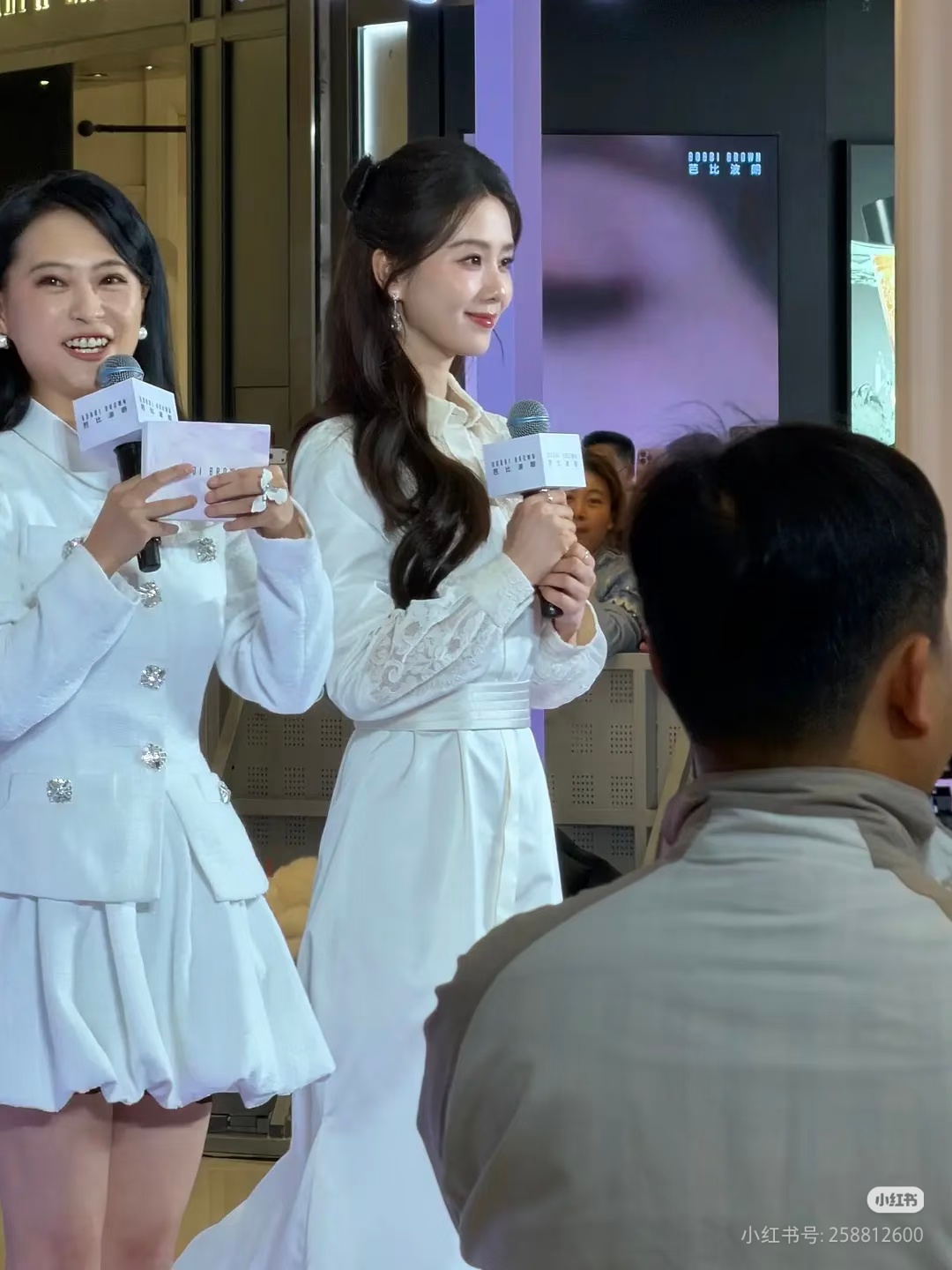 刘诗诗今日线下活动生图，状态如何？ 