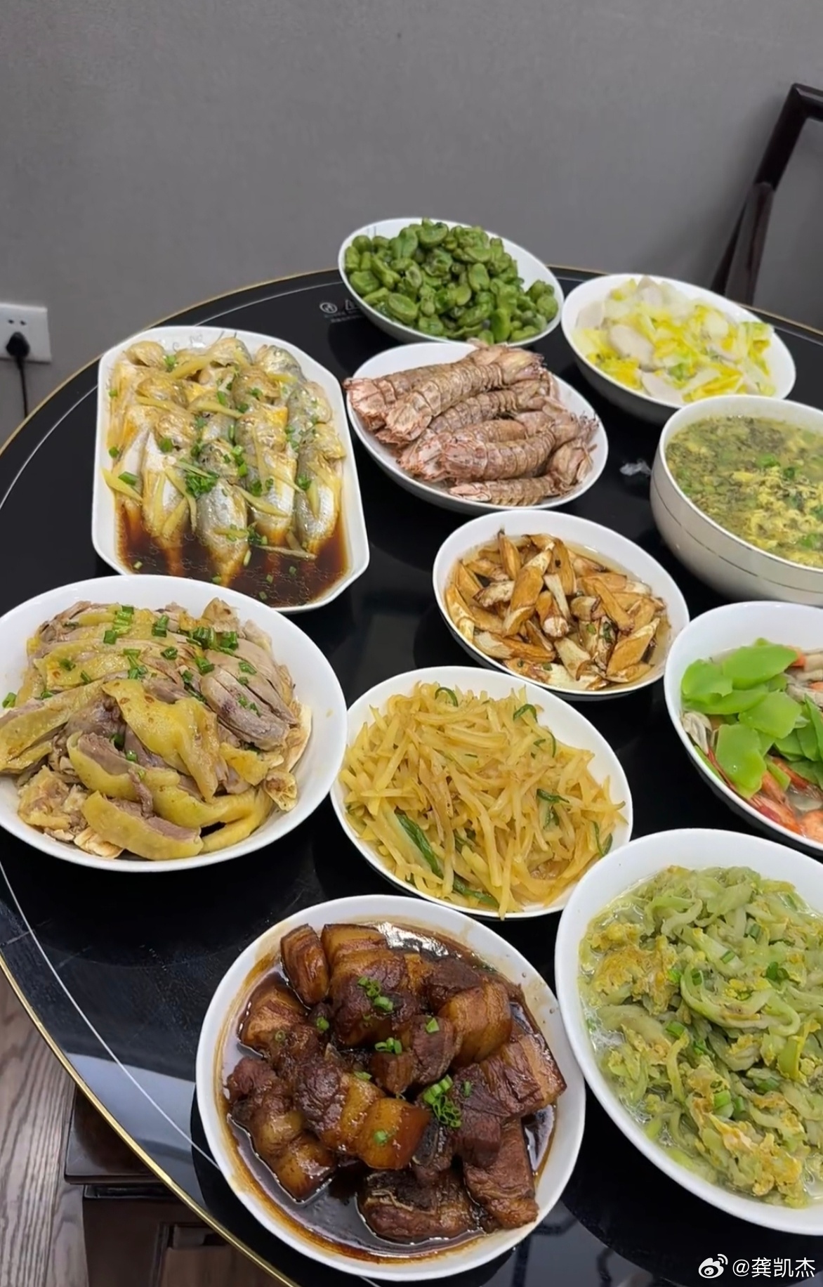 这是哪里的家常菜？大家说说看！