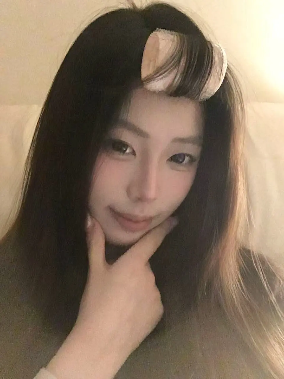 老有人问我对象怎么样 我对象很好 我对羊也很好 对猪也不错 对狗也还行...