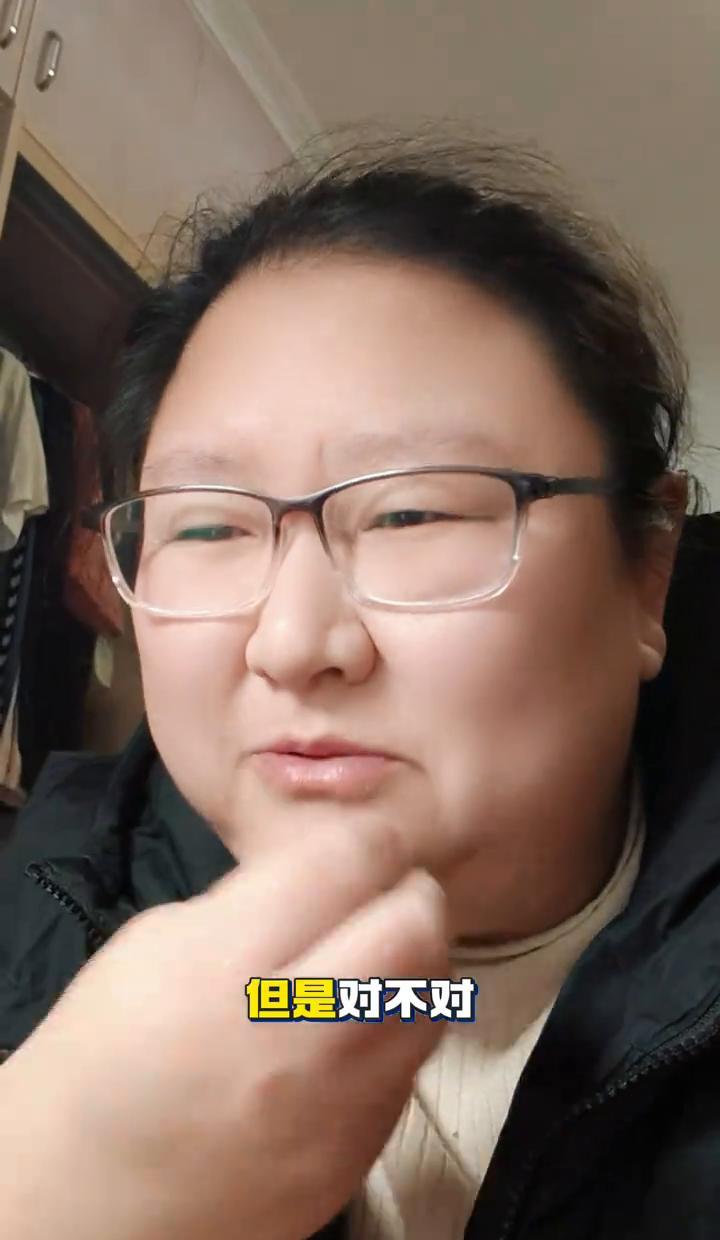 他卡里收下对方几十万，转身却对着镜头说：“这人不行。
”
恩的定义很具体：是杜克