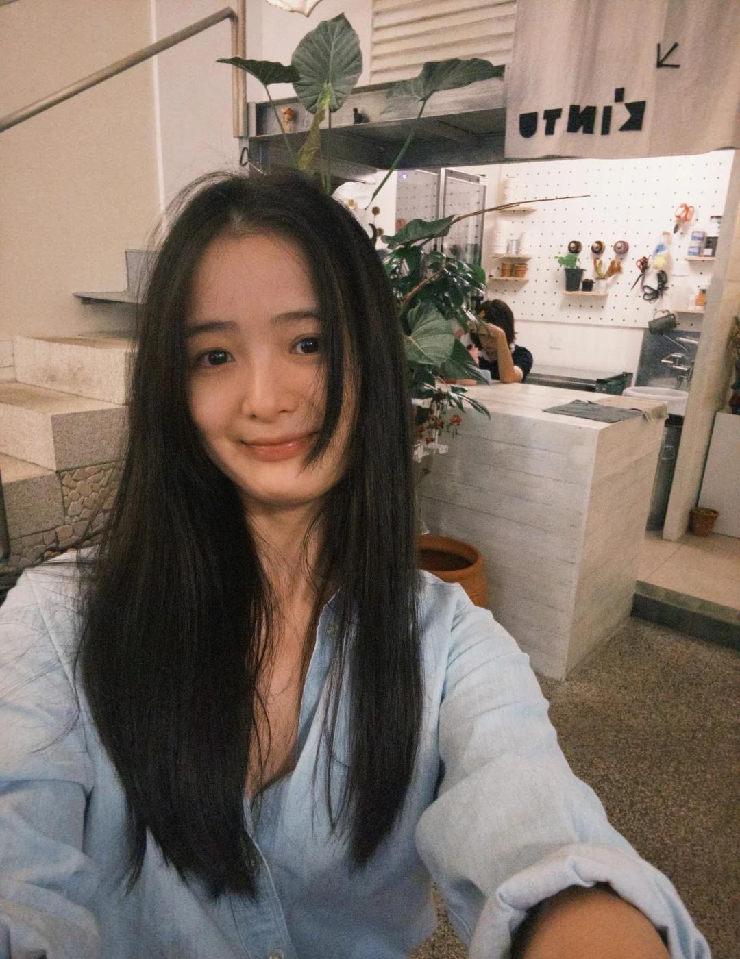 今日plog
又闷又湿的天气
又一天运动排湿
下午出门喝了两杯，今天晚上要吃碳水