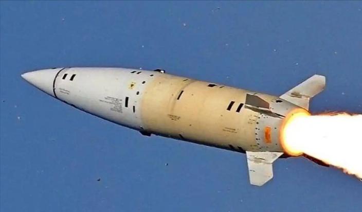 既然美国敢做初一，那中国必然会做十五。你卖武器给台湾，那我们就卖武器给那些反对美