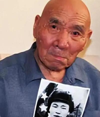 1953年，毛主席见到志愿军的“打坦克英雄”苏吊蛋后，觉得他的名字有些不太雅观，