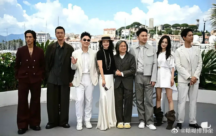 雷佳音的头是章子怡的两倍大 