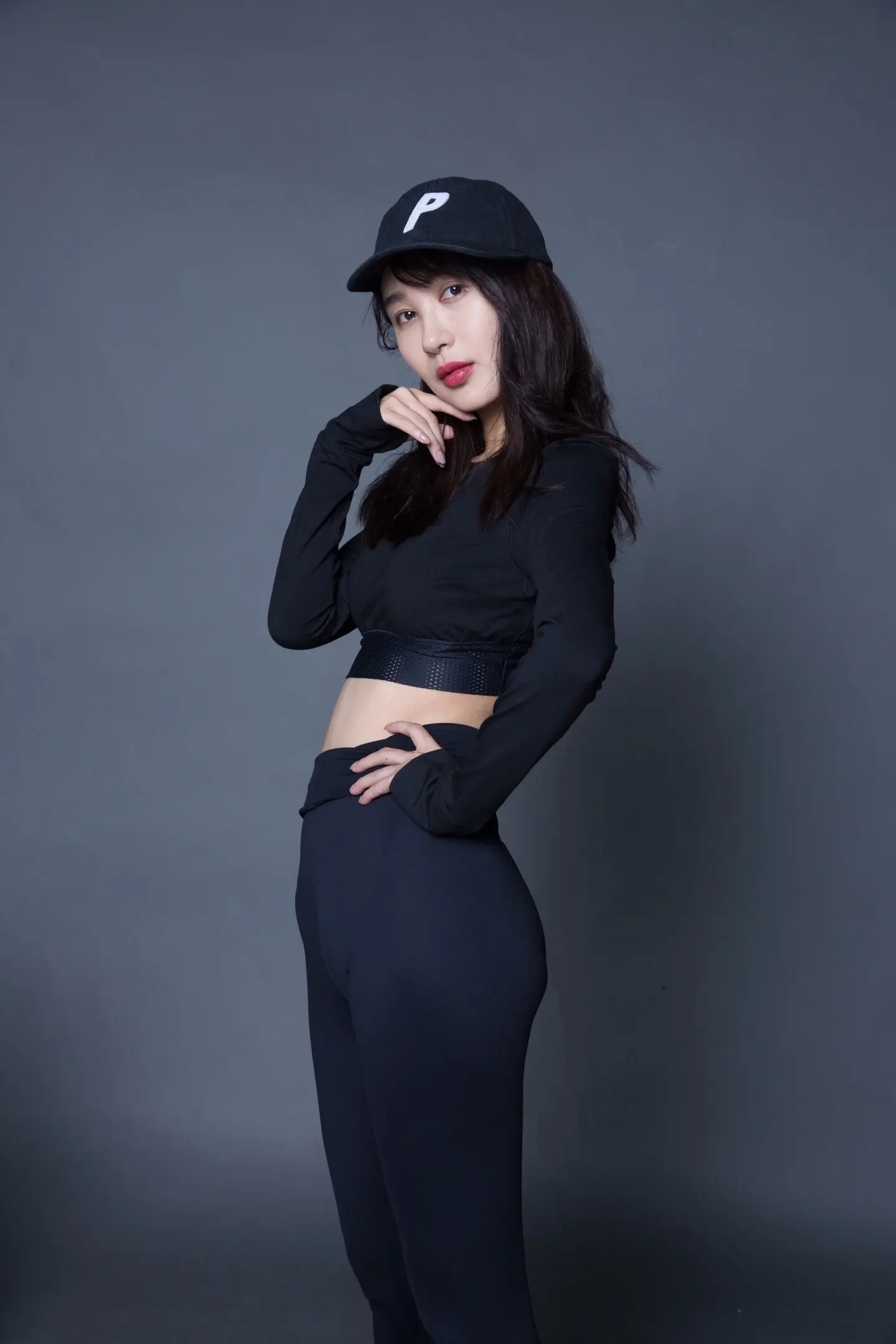 李菲儿。