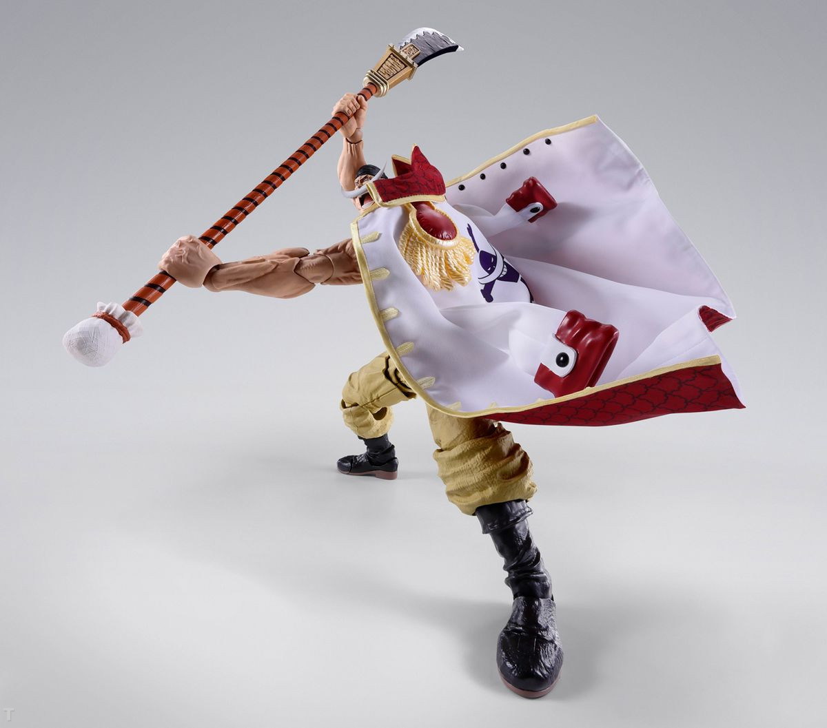海贼王周边 S.H.Figuarts「爱德华·纽盖特（白胡子）－马林梵多顶上决战