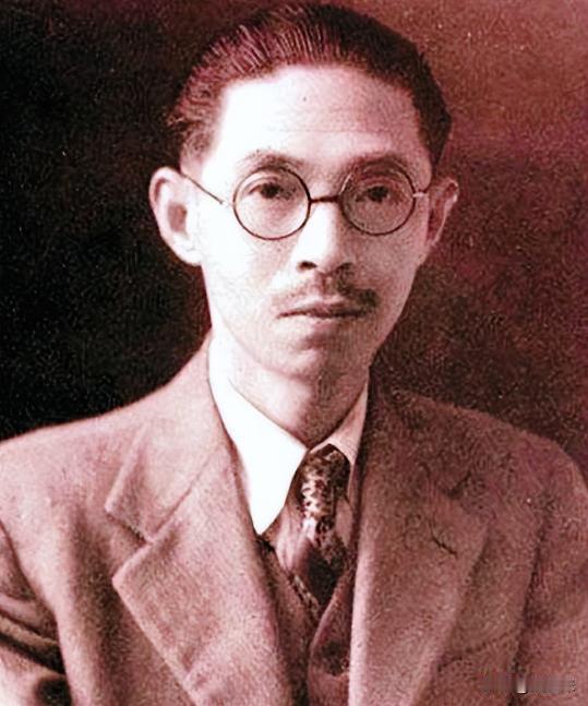 1928年，32岁的茅盾偷偷瞒着妻子和23岁的女学生秦德君同居。1年后，秦德君怀