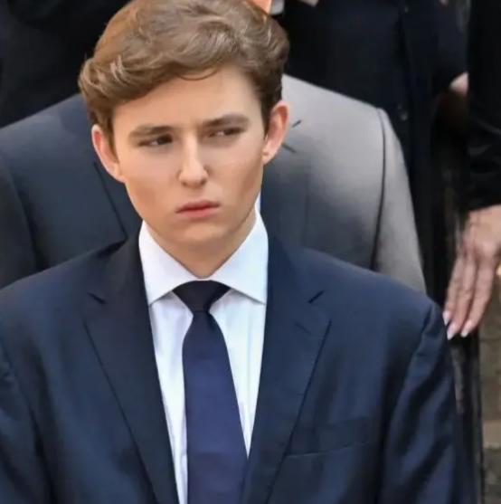 特朗普儿子爆料：泽连斯基私生活不干净，必要时可以抛弃！

最近有件事引发了外界注