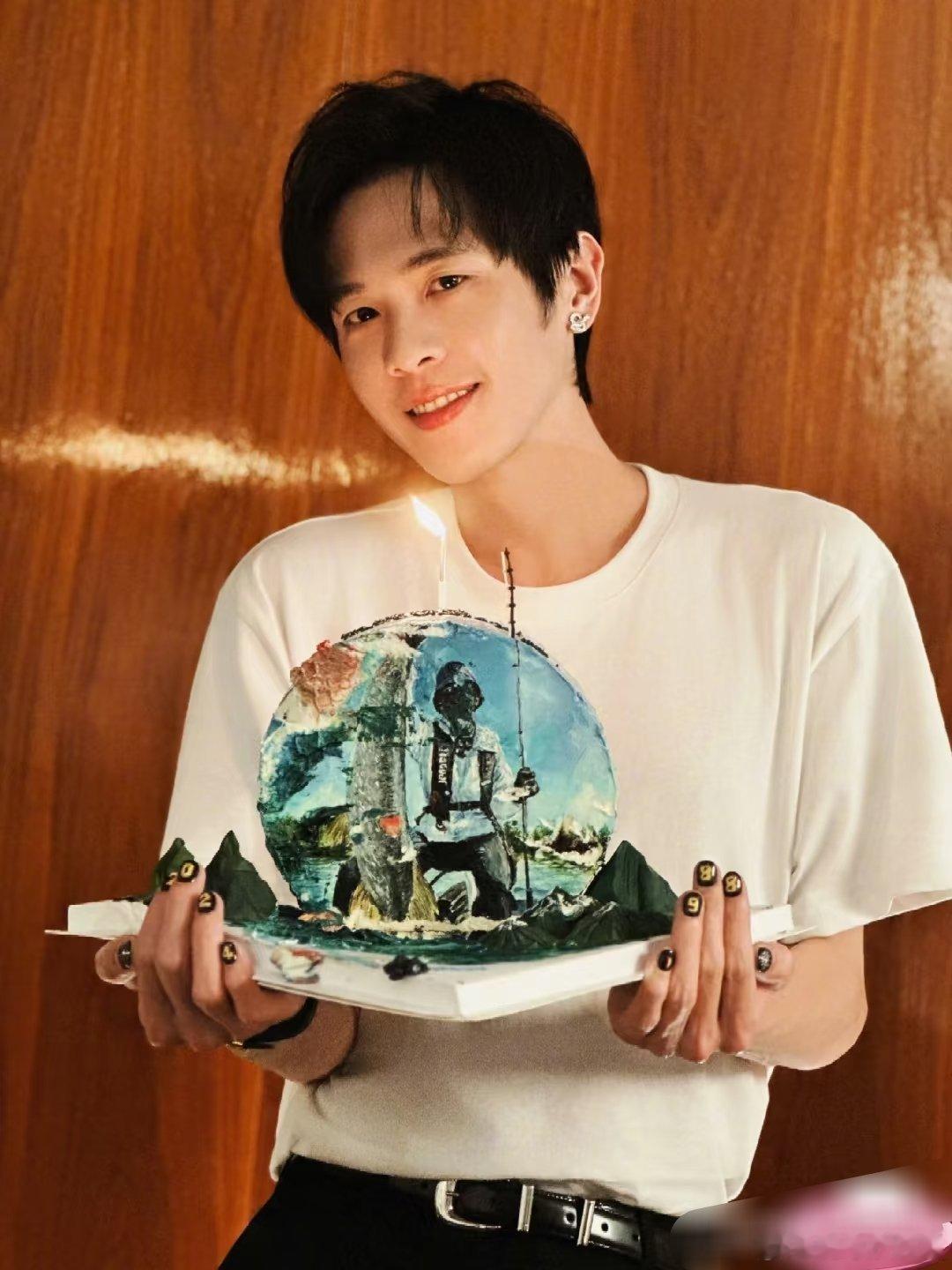 好多男明星做美甲💅🏻啊 ​​​