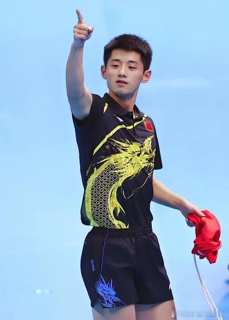 张继科再次语出惊人。在昨晚的直播中，张继科向球迷们透露了一段不为人知的往事，他说