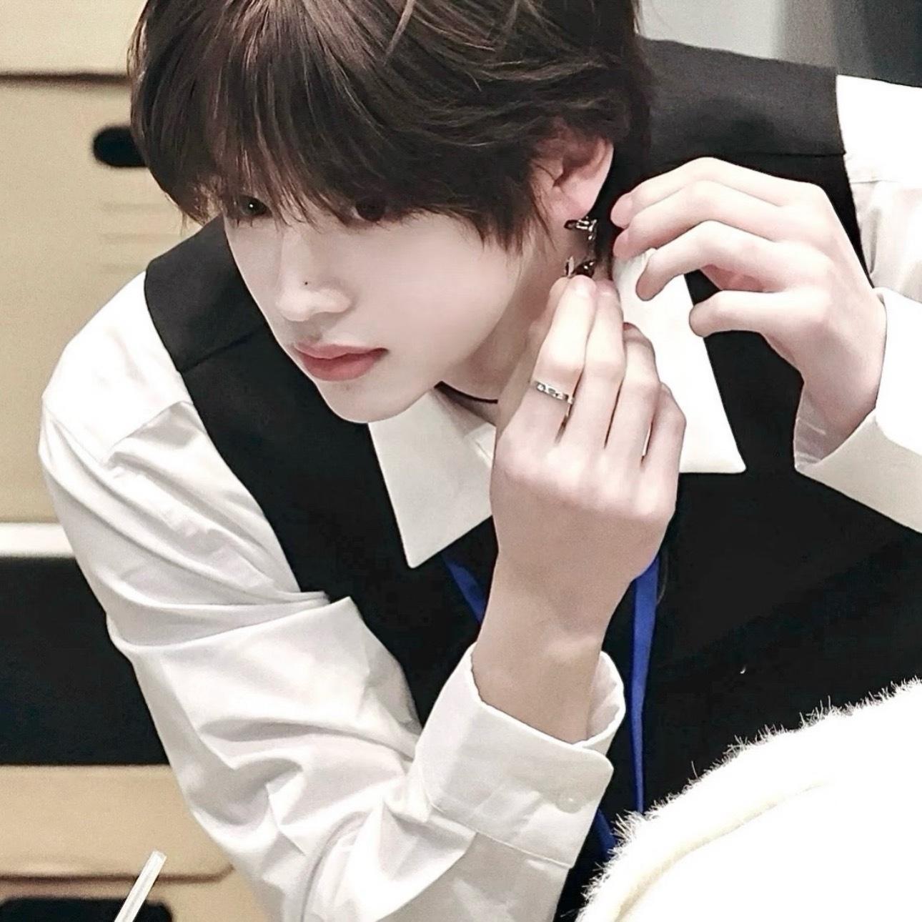 人与人之间的滤镜是一双偏爱的眼睛-申惟｜头像分享｜韩系｜ins风｜无水印｜氛围感