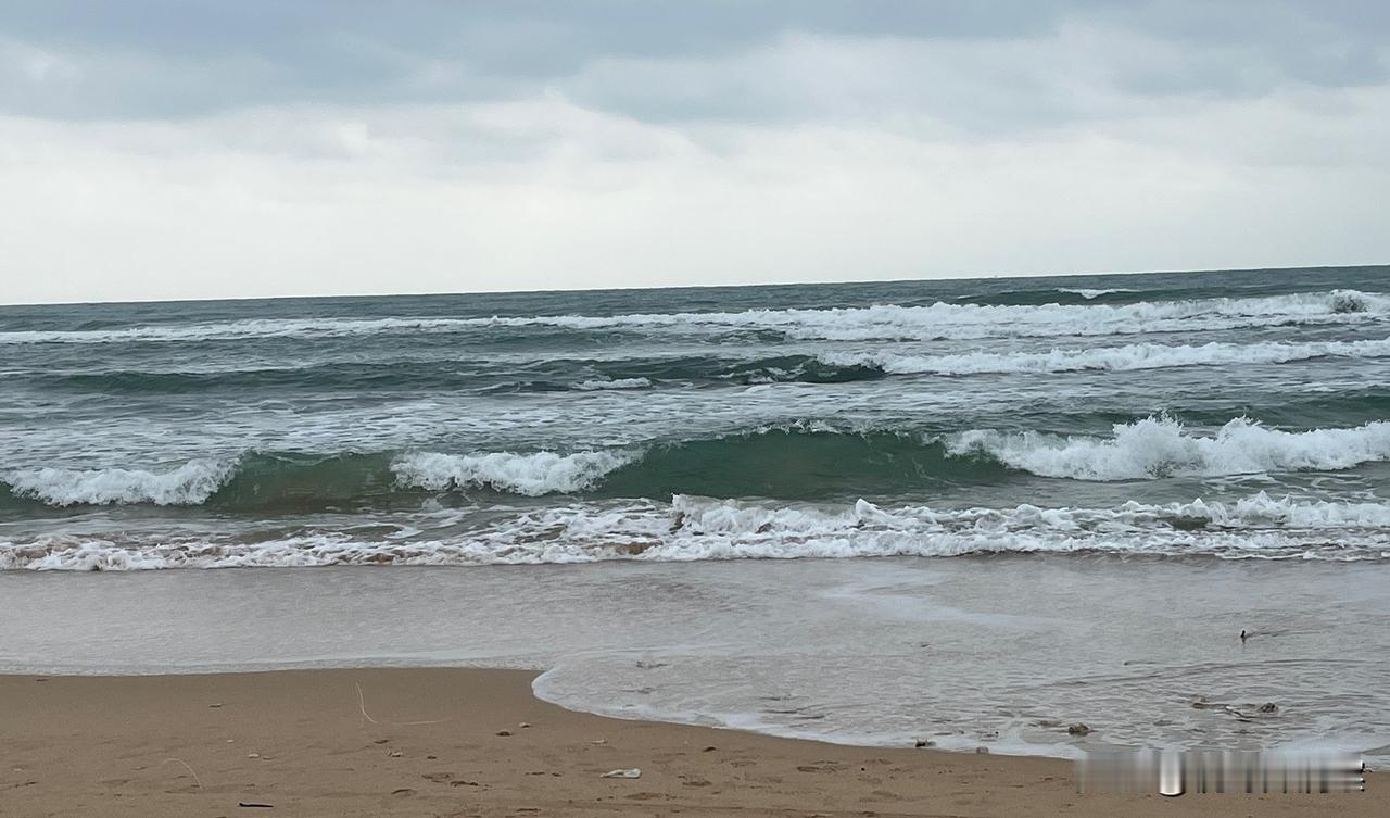 区分文明与野蛮的最大标志，是对权力的取舍，也是公与私之间的内斗与外争。
    