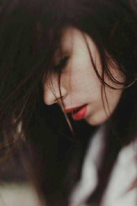 ²⁰²⁵/₅.₈ 好像释怀了，又好像还爱着。心里的结怎么也解不开，不知道是舍不得