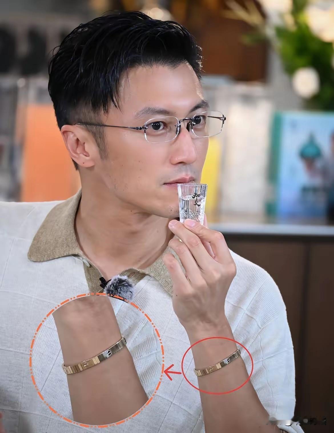 发现没？自从谢贤去世以后，谢霆锋和王菲似乎不想再藏着掖着了。两人越来越高调的频繁