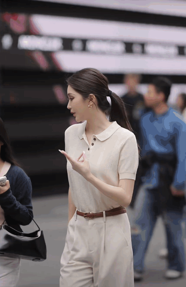 美丽确实让人心情好