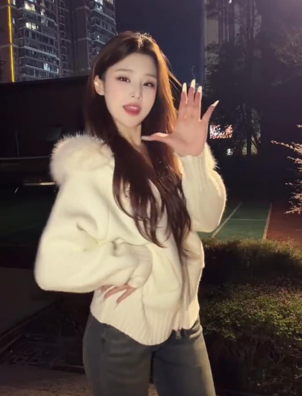 10月底，26岁的女网红橙子姐姐称自己要去柬埔寨找男友，其男友“龙哥”在西哈努克