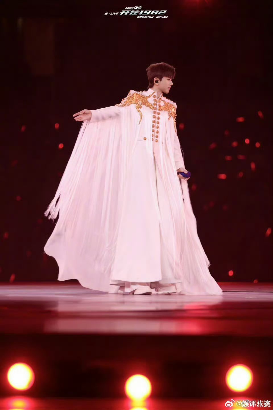 宁静真的来张杰演唱会了🎤 鸟巢这场演唱会又添惊喜彩蛋!说过要来就真的到场，静姐