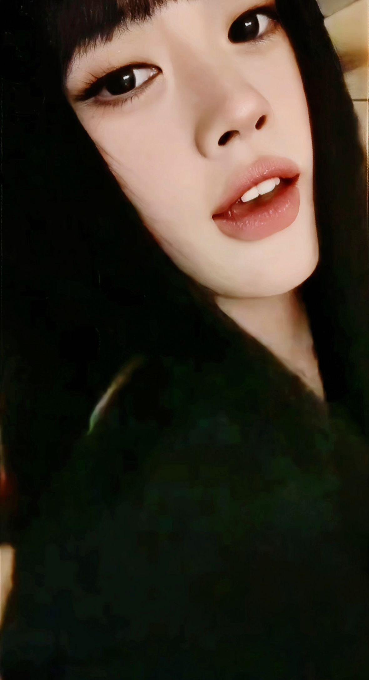 鞠婧祎苏绿夏这套太帅不是 陛夏的权威性 我只能顺可塑性太强了！！夯爆了！！👿?