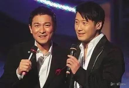 你红，红得过黎明吗？相信大家都听过这句话！

黎明是一位备受尊敬和喜爱的华语流行