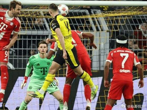 3:2！拜仁逆转多德！赢下天王山之战，虽然德甲才打到24轮比赛，但现在已经没有意