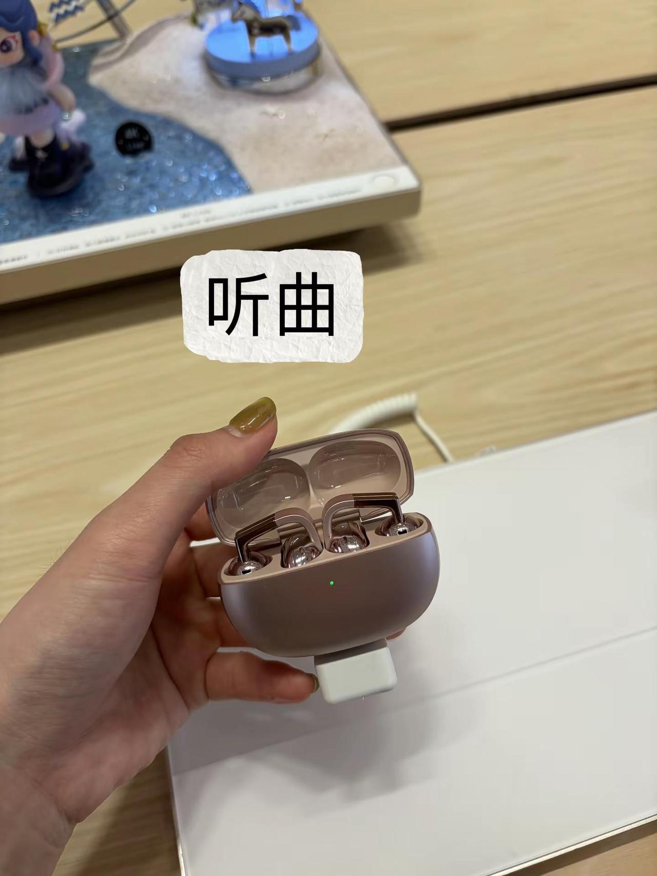 实在是太雅了荣耀代言人肖战 荣耀Magic9