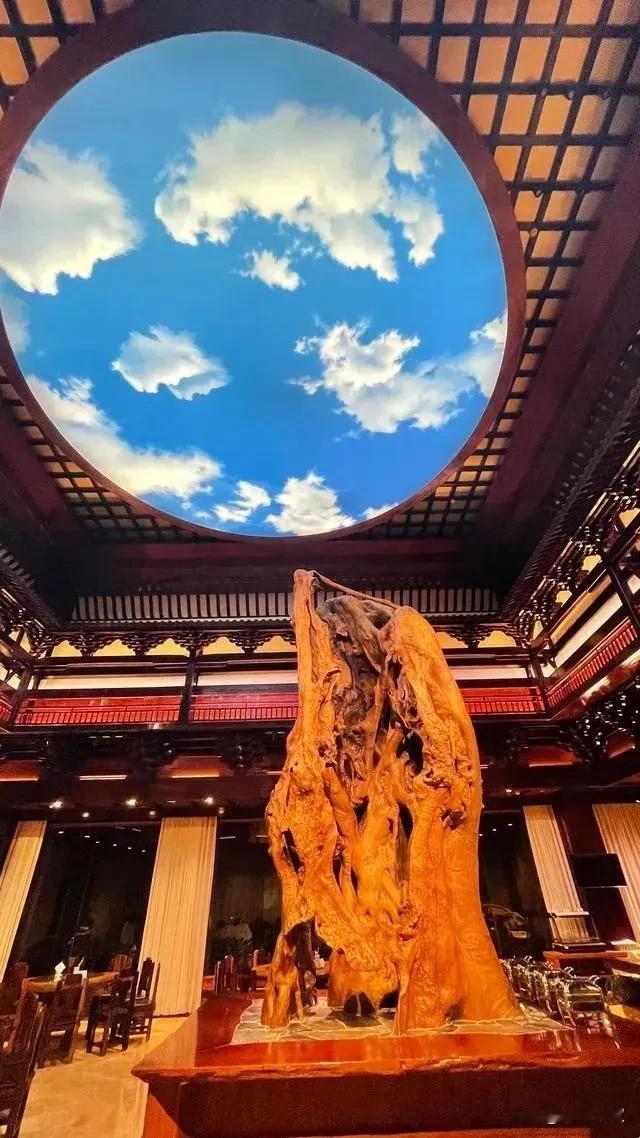 其实，晚安和打烊是一个意思，说的人不一定是去休息了，而是懒得接待你了。