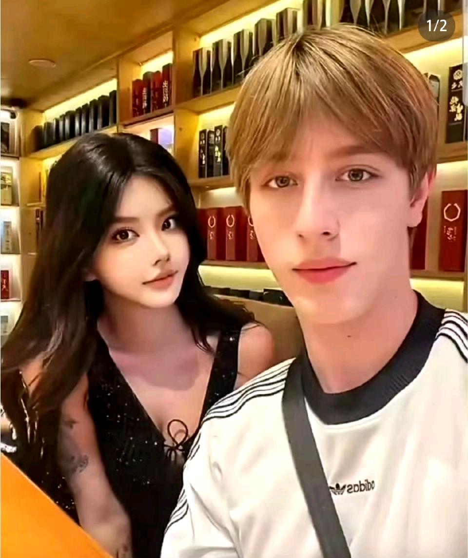 2月11日，韩安冉朋友圈官宣外国男友，冲上热搜，不少网友都觉得，这个比宋浩然帅多