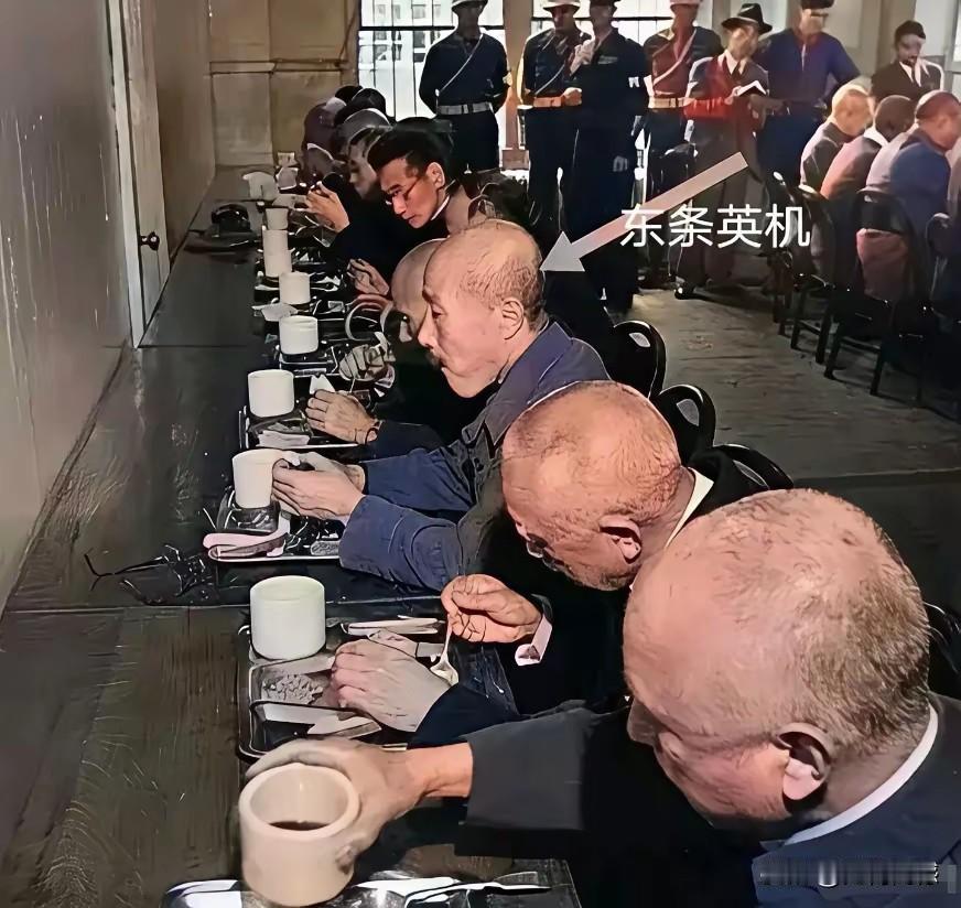 日本鬼子的阴魂不散，现在它们的后代还在为它们招魂，这种现象很可怕，迟早有一天，这