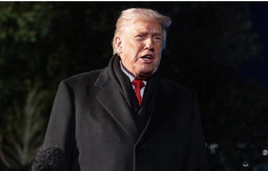 美媒曝：欧洲被逼到墙角，为安抚特朗普，竟考虑交出格陵兰
 
综合彭博社、塔斯社等