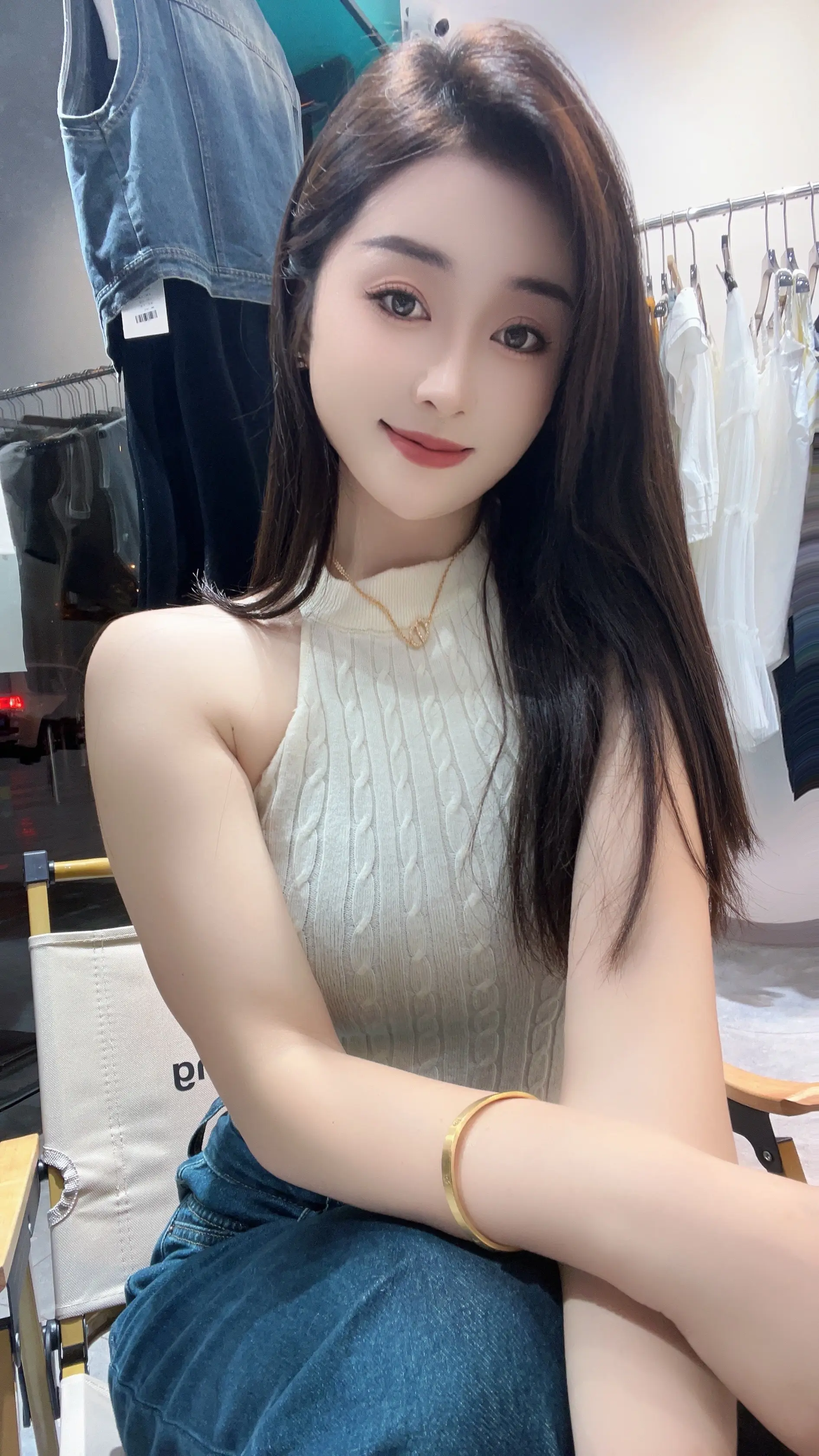 我始终觉得，会拉下面子来哄人和一哄就好的才是天生一对…… 拉下面子去哄...