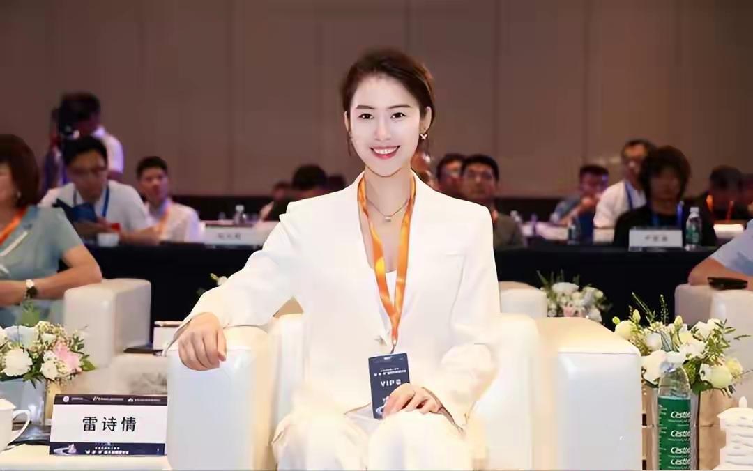 黄景瑜这次“上太空”可太有料了！在众人聚焦他这趟新奇冒险时，意外揭开了其幕后公司