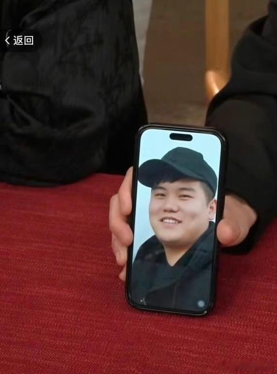 男生为了当主播瘦身102斤 别问怎么瘦的。问就是：胖够了。发现变胖真的太廉价了合